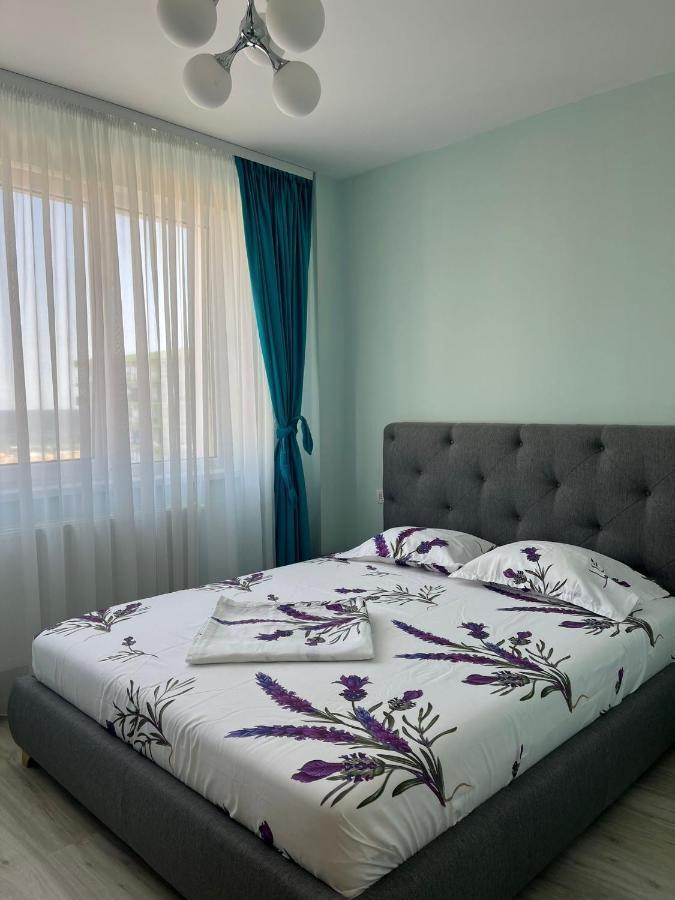 Ini Apartment Alezzi Năvodari Exterior foto